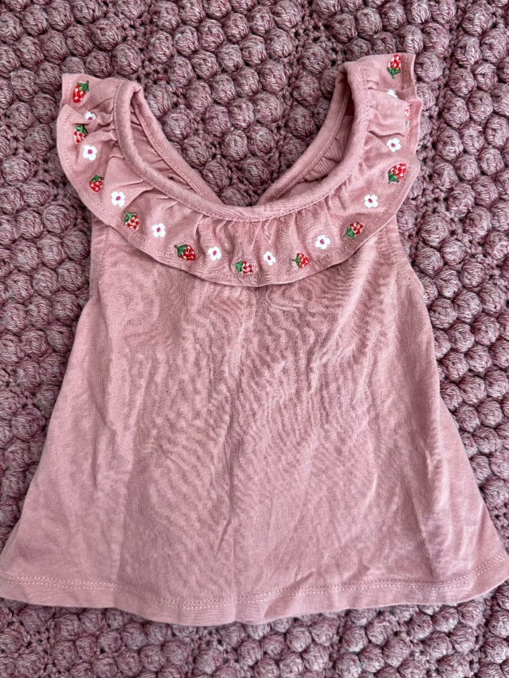 Mini Boden Strawberry Top Size 2